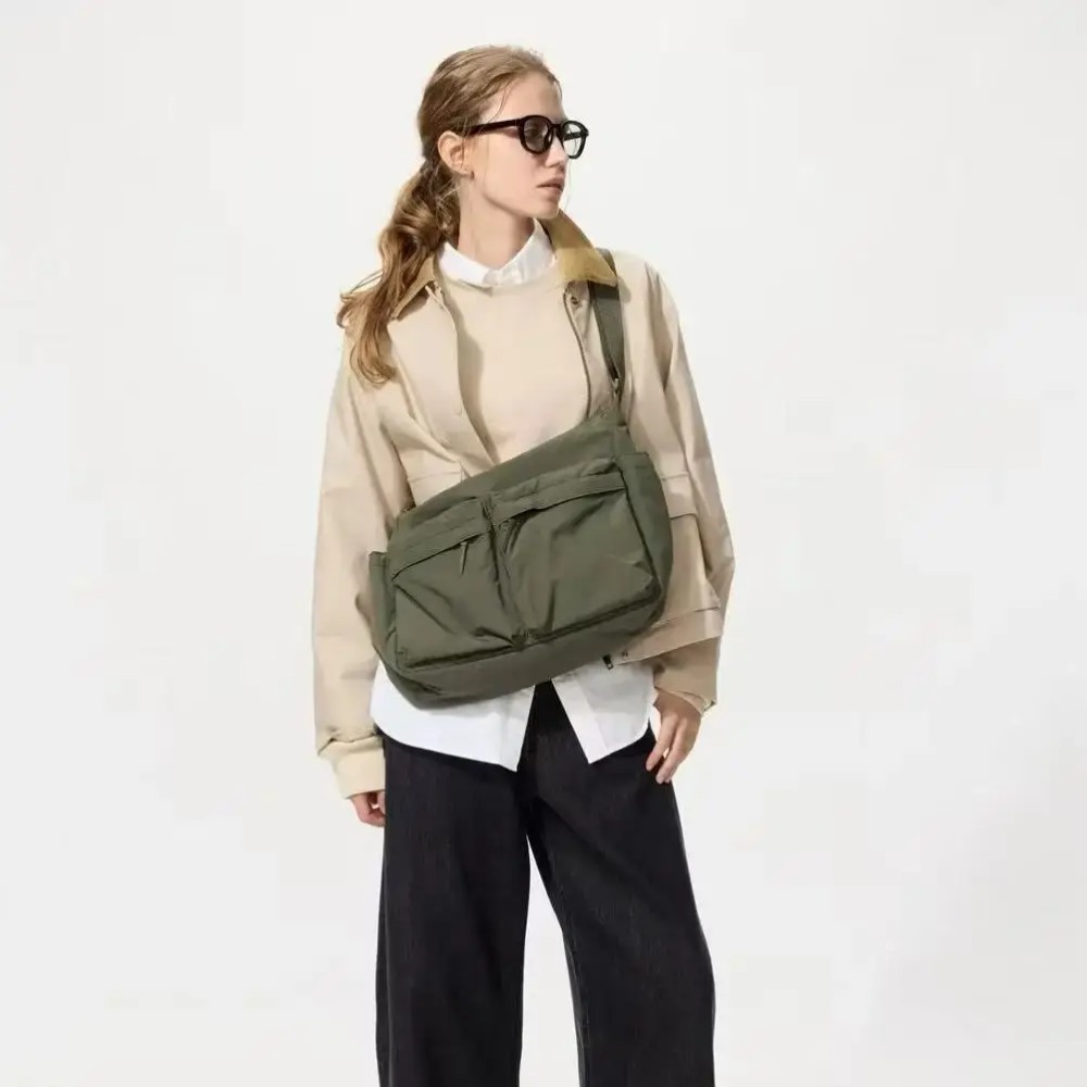 Women Bags For Sale - 春夏新作女性用キャンバスバッグ、ハイエンドライトラグジュアリーワンショルダークロスボディバッグ、トレンドの人気レディース財布