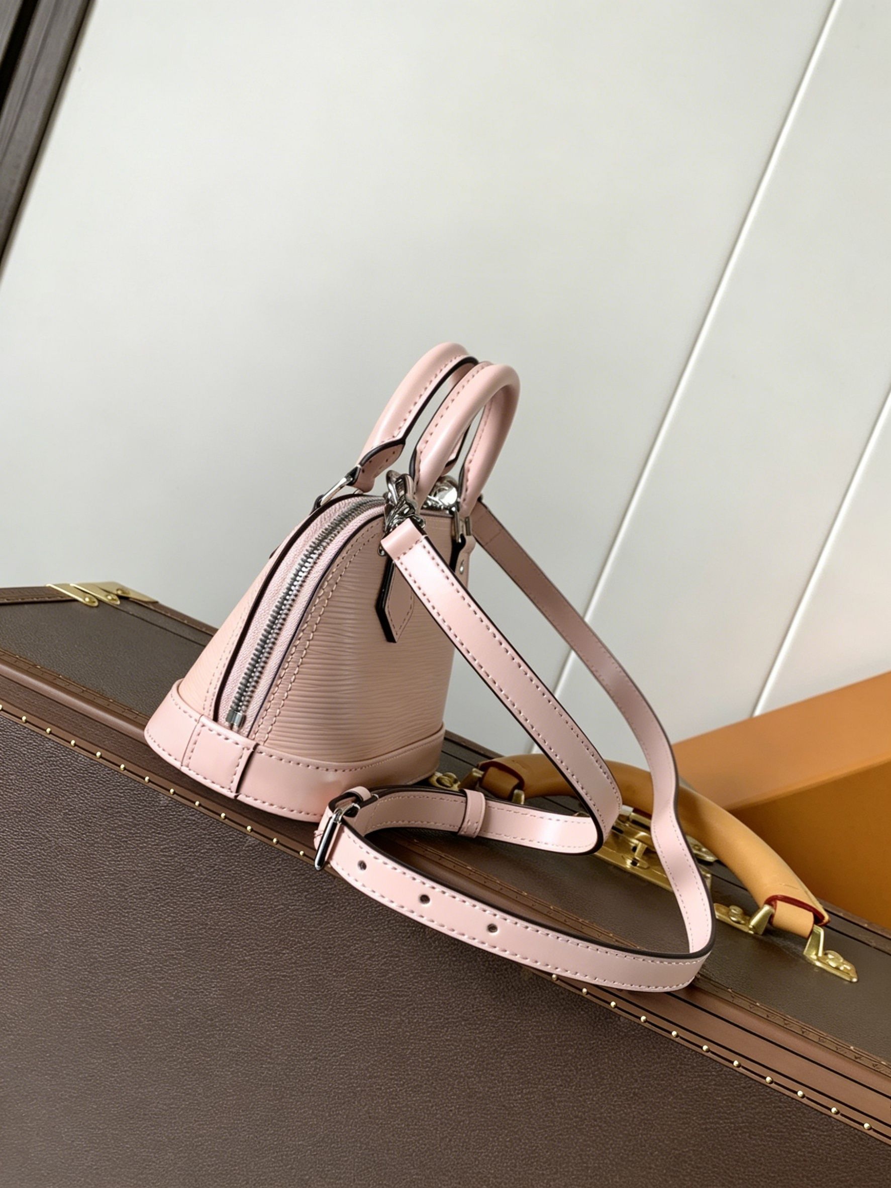 Women Bags Branded - ハンドヘルドパース 新品 コンバーチブル グレインレザー デイリーキャリー 完全に取り外し可能なショルダーベルト