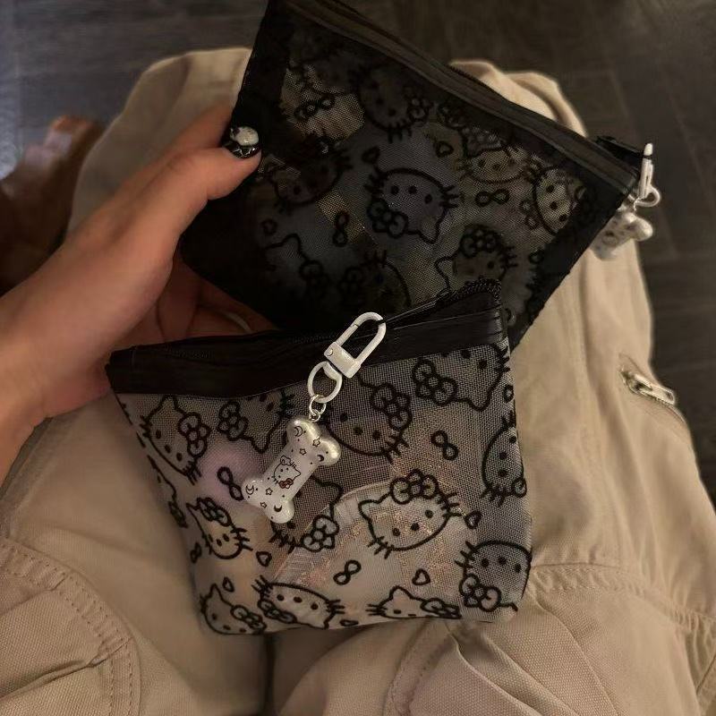 2026年新作サンリオハローキティメッシュ素材収納バッグポー - Mesh Net Bag のレビューと価格
