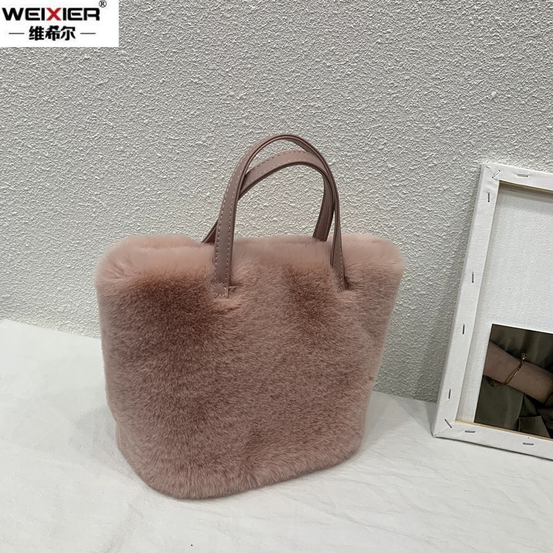 女性のフェイクファーバッグ,無地のデザイナーハンドバッグ,冬 - Women Bags Max のレビューと価格