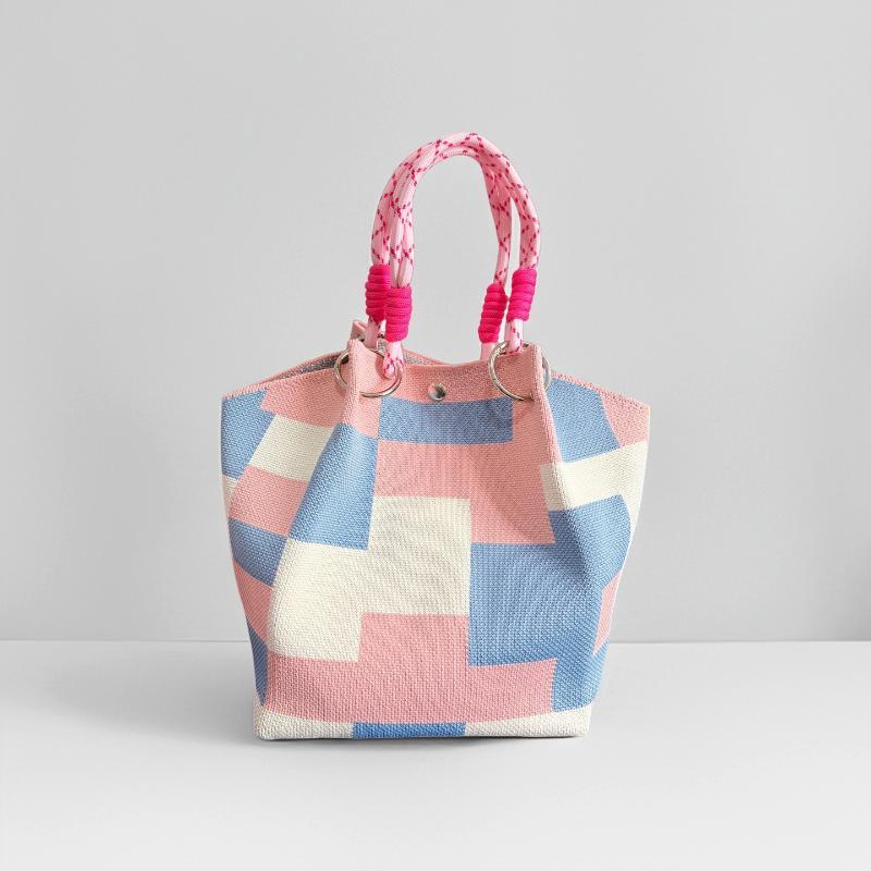 新発売 ニット製レディーストートバッグ スタイリッシュなプリ - Women Bags For Sale のレビューと価格