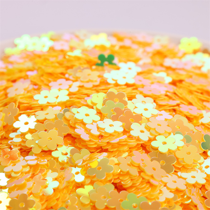 500g/袋入り 7mm ゴールド 5枚花びらフラワーシーク - Women Bags Under 500 のレビューと価格