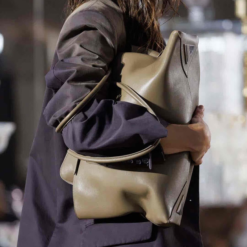 レトロクロコダイルパターン大容量トートバッグデザイン女性のプ - Women'S Tote Bags Designer のレビューと価格