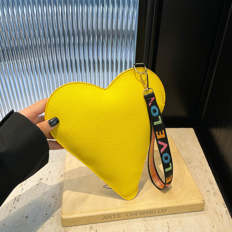 かわいいハート型小銭入れ韓国ファッションピュアカラー PU  - Women Bags Max のレビューと価格